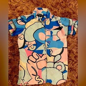 New and used name brand or no name brand clothing.